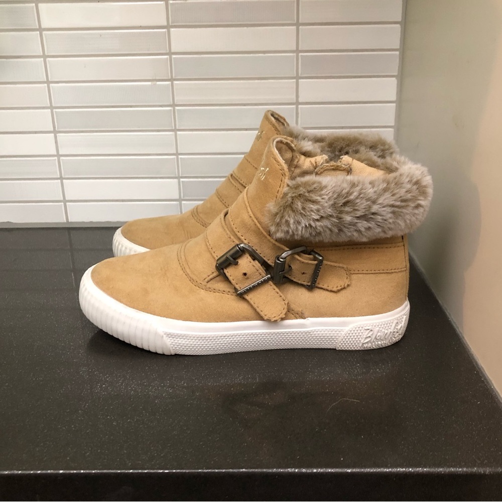 Blowfish girl’s faux fur lined high top sneakers